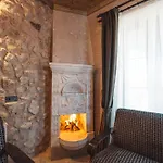 Hostel Alin Stone House *