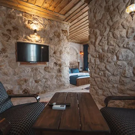Alin Stone House *