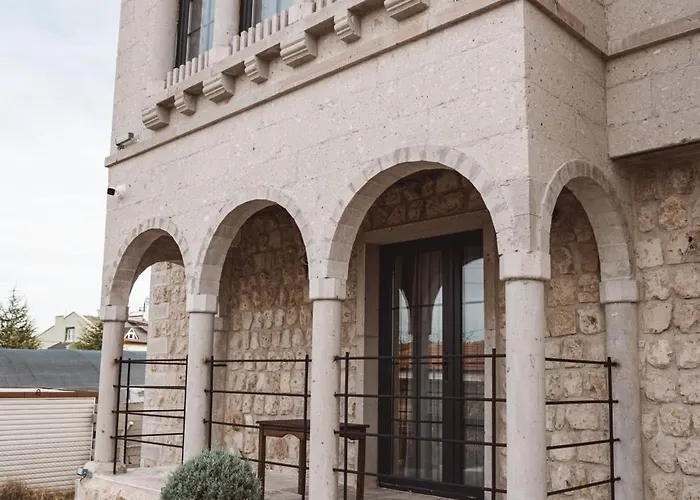 Alin Stone House Hostel *